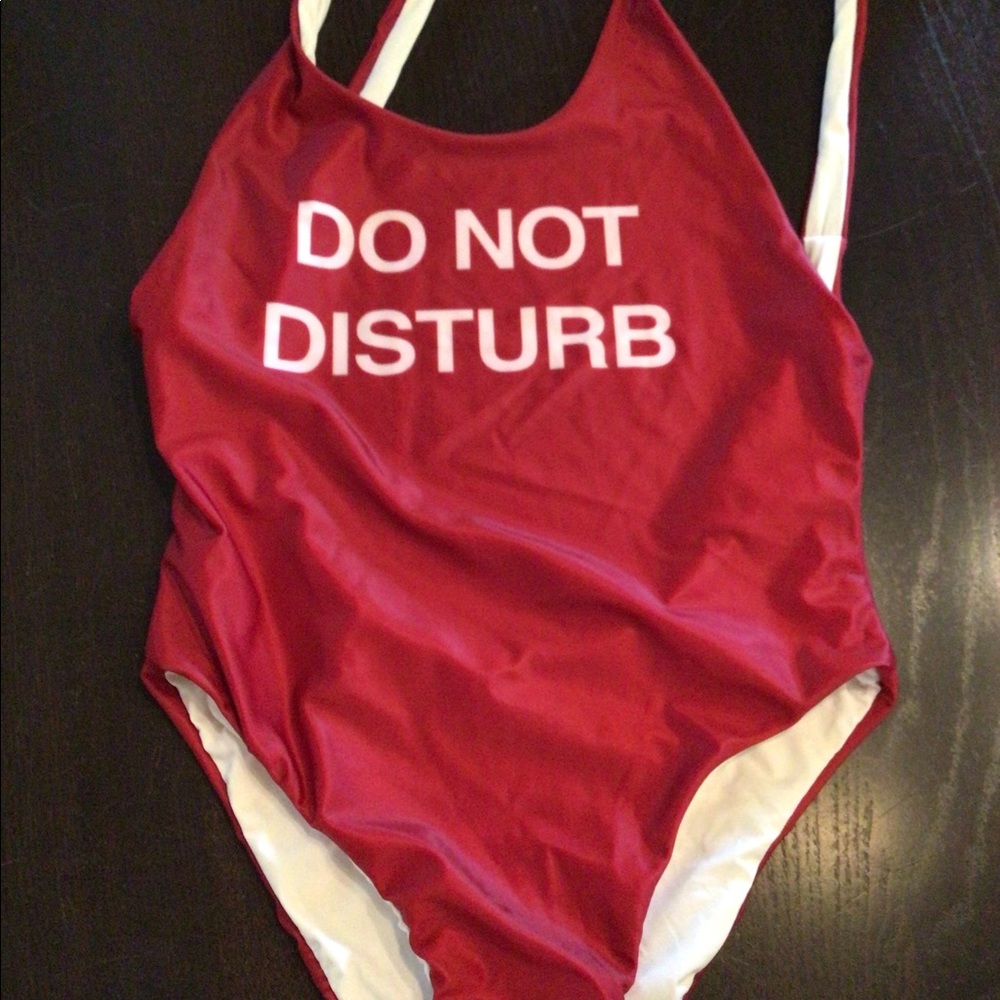 Hp !🌞Disturb swimsuit 😍